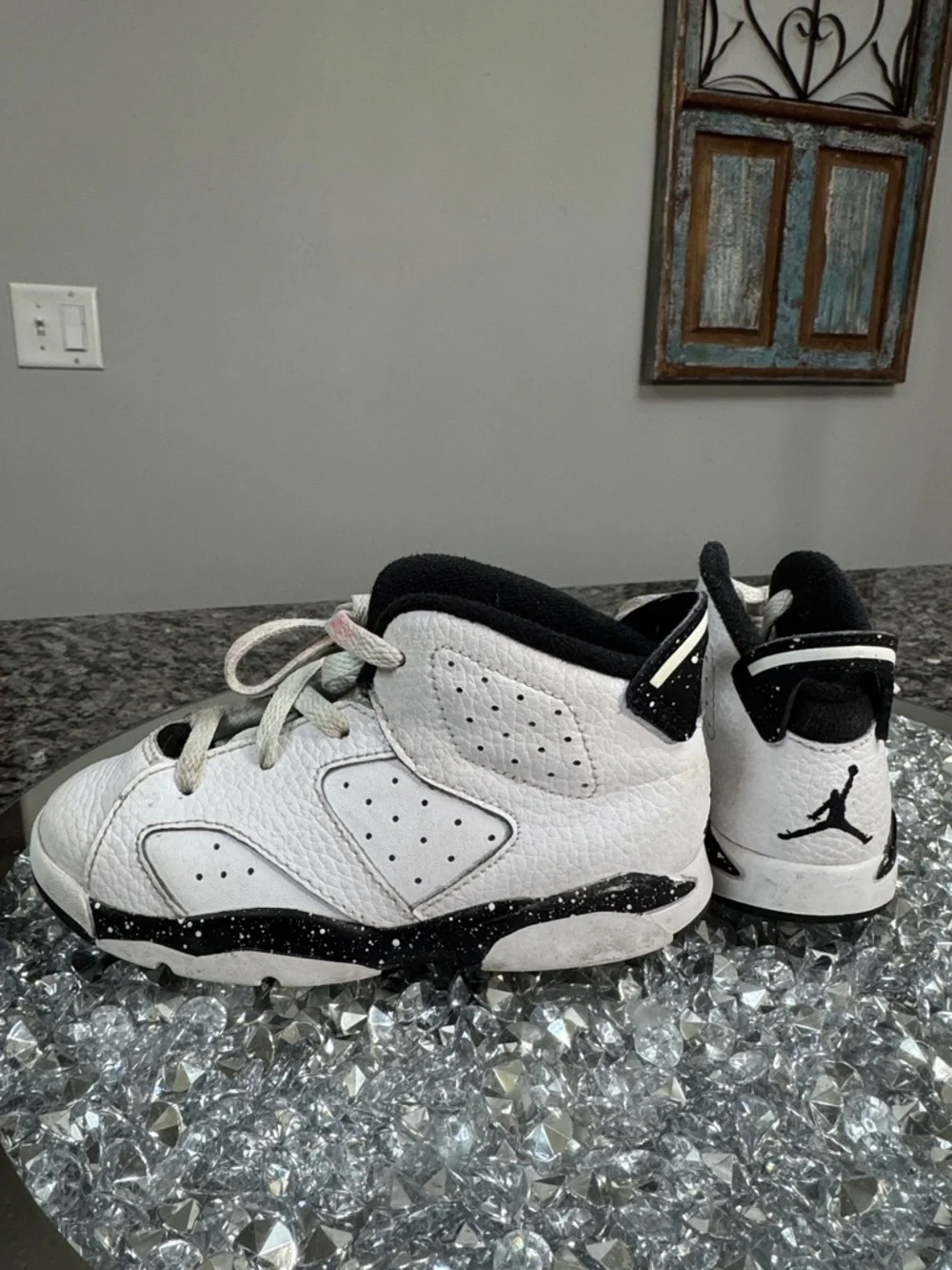 Jordan Kids' White and Black High-Top Sneakers with Speckled Midsole 9C